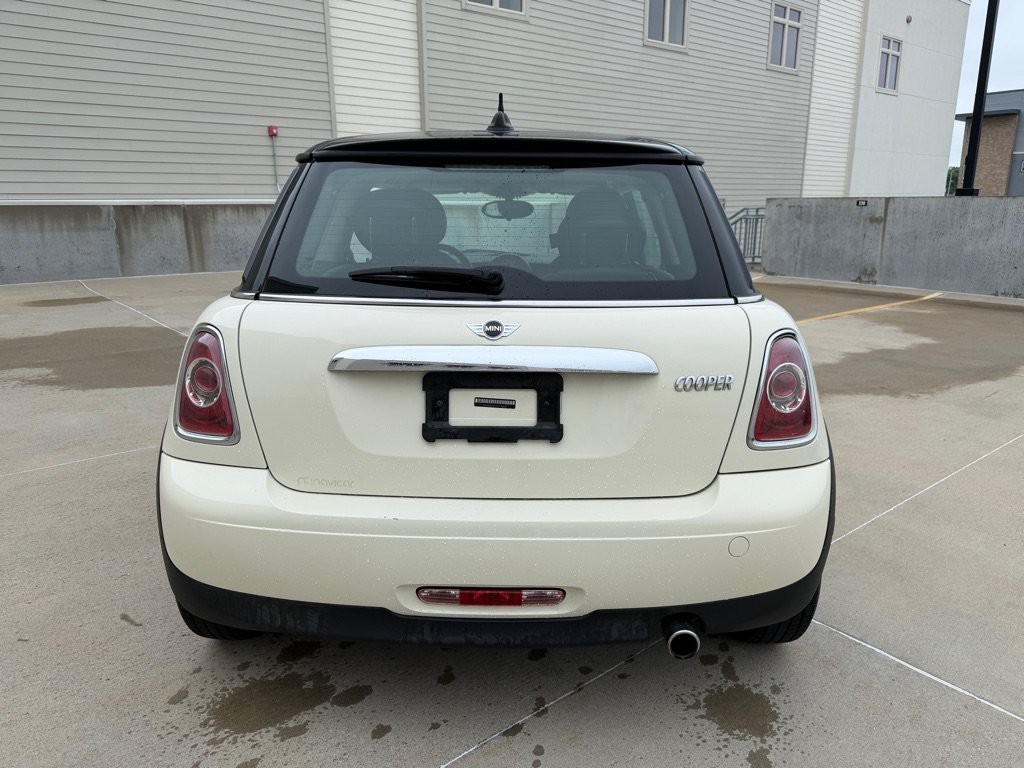 Used 2012 MINI Cooper Hardtop FWD image 6