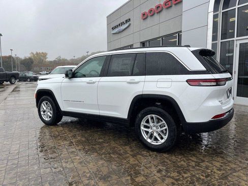 New 2025 Jeep Grand Cherokee Laredo X image 9