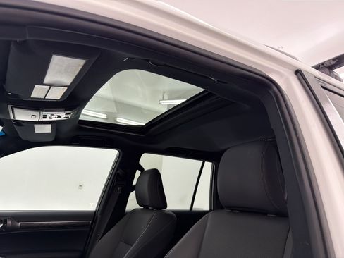 Certified 2022 Lexus GX 460 w/ Black Line Special Edition AWD/4WD image 26