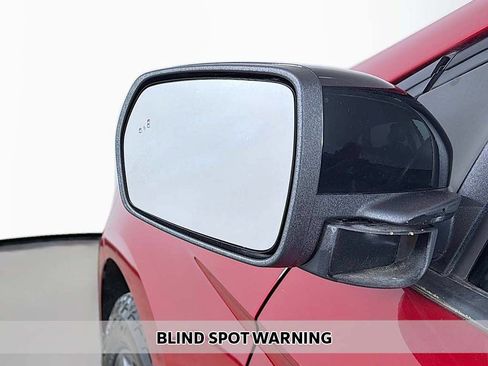 Used 2024 Ford Edge SEL w/ Sport Appearance Package AWD/4WD image 4