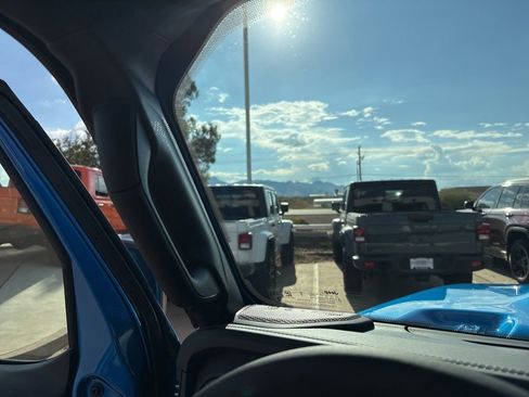 New 2025 Jeep Gladiator Mojave w/ Convenience Group image 39