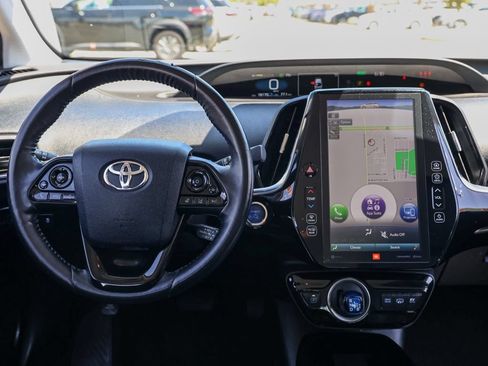Used 2021 Toyota Prius Prime Limited FWD image 22