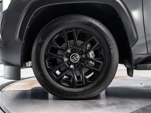 Used 2024 Toyota Sequoia Limited image 13