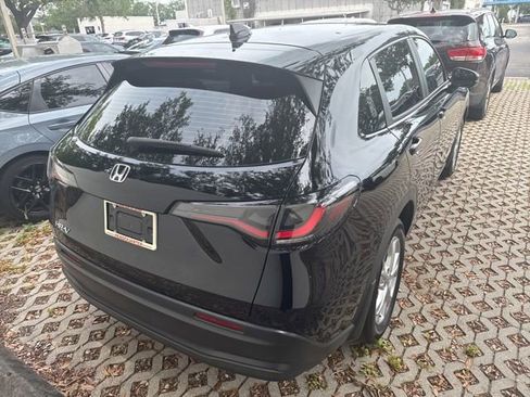 Certified 2023 Honda HR-V LX image 5