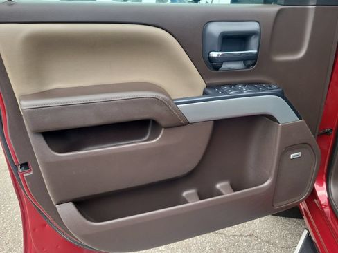Used 2018 Chevrolet Silverado 1500 LT w/ All Star Edition AWD/4WD image 16