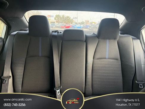 Used 2021 Toyota Corolla SE FWD image 19