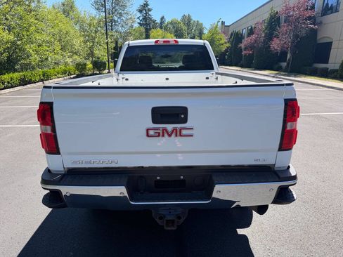 Used 2018 GMC Sierra 3500 SLT w/ Duramax Plus Package AWD/4WD image 6