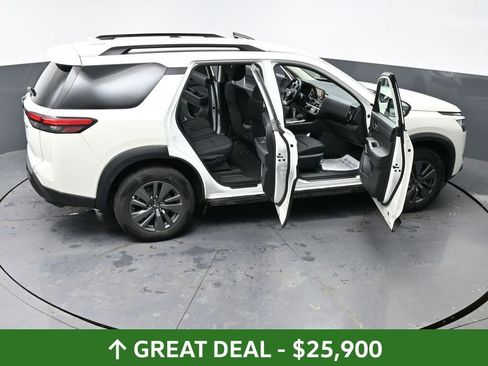 Used 2024 Nissan Pathfinder SV AWD/4WD image 71