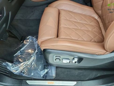 Used 2026 BMW X5 xDrive40i AWD/4WD image 34