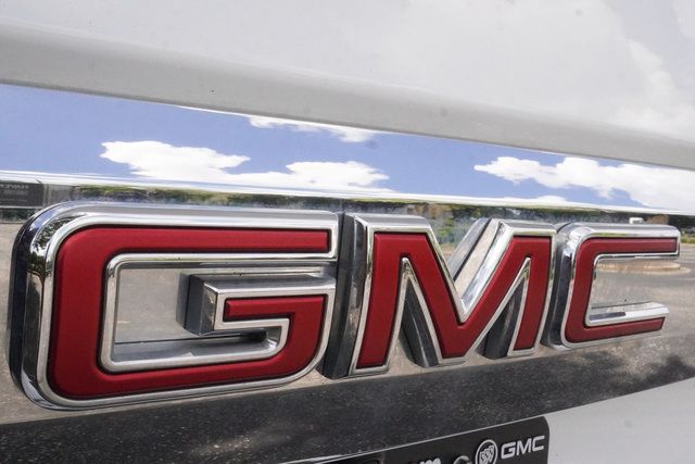 Used 2024 GMC Yukon XL SLT w/ SLT Premium Package AWD/4WD image 39