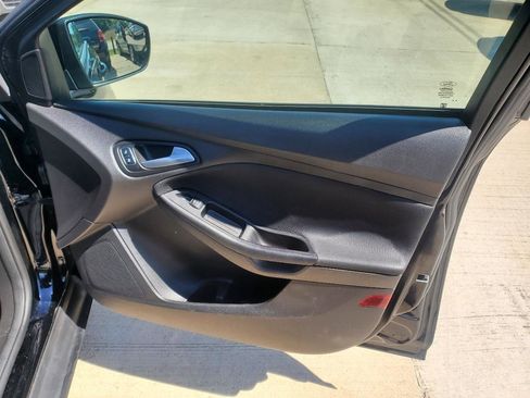 Used 2018 Ford Focus SE image 6
