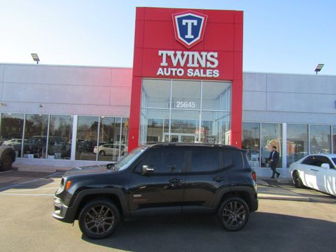 Used 2016 Jeep Renegade 75th Anniversary image 1
