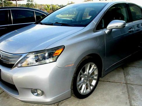 Used 2010 Lexus HS 250h FWD image 6