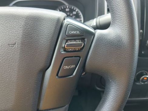 Used 2023 Nissan Frontier SV RWD image 18
