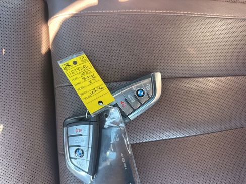 Used 2022 BMW X5 xDrive45e w/ Luxury Seating Package image 36