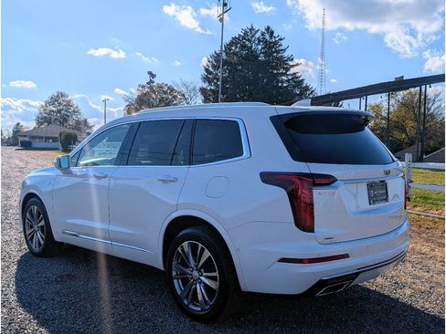 Used 2020 Cadillac XT6 Premium Luxury w/ Platinum Package image 4