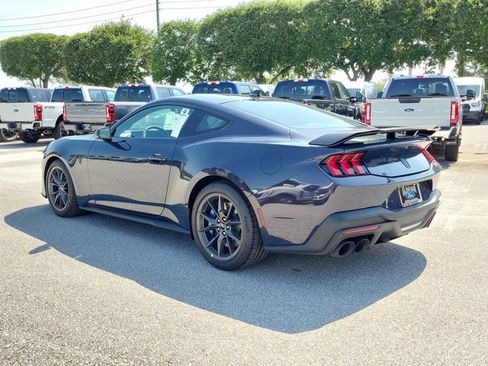 New 2026 Ford Mustang Dark Horse RWD image 7