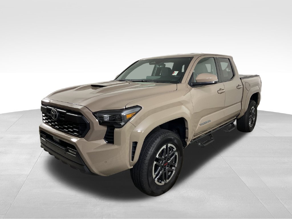 Used 2026 Toyota Tacoma TRD Sport w/ TRD Sport Upgrade Package AWD/4WD image 4