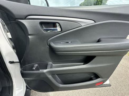 Used 2024 Honda Ridgeline Sport image 20