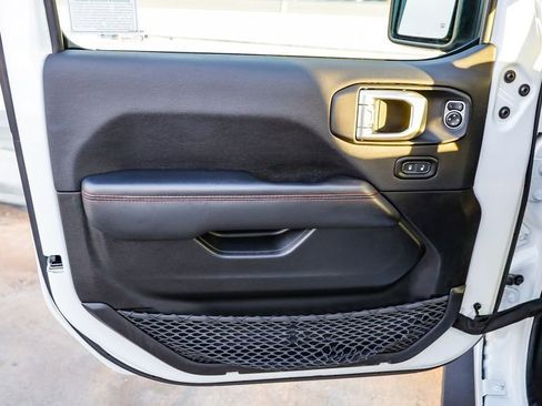 Used 2023 Jeep Wrangler Unlimited Rubicon 4xe image 25