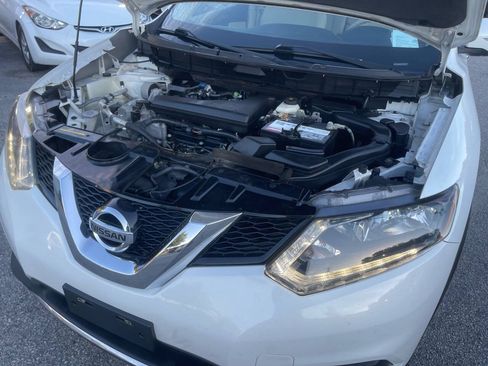 Used 2014 Nissan Rogue S FWD image 31