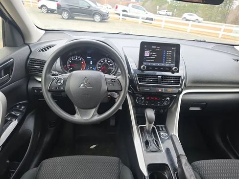 Used 2023 Mitsubishi Eclipse Cross LE AWD/4WD image 12