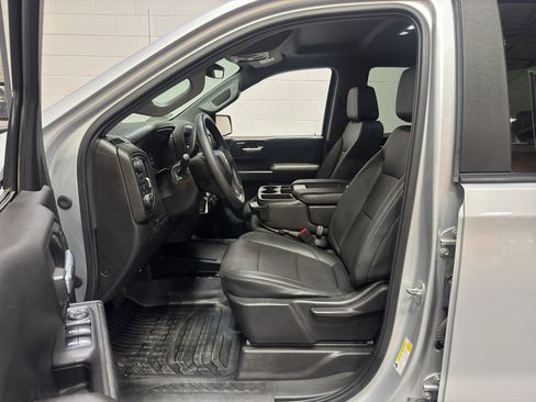 Used 2021 Chevrolet Silverado 1500 W/T w/ WT Value Package AWD/4WD image 13