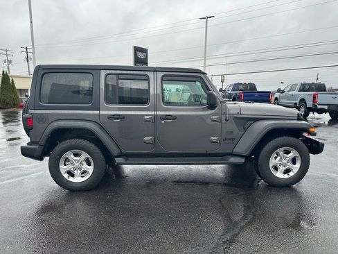 Used 2021 Jeep Wrangler Unlimited Sport image 10