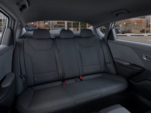 New 2026 Kia K4 LXS image 16