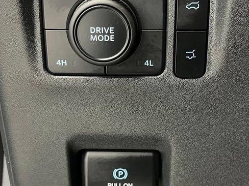 Used 2025 Ford Expedition Max Active AWD/4WD image 33