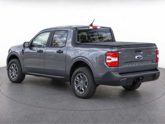 Used 2024 Ford Maverick XLT FWD image 3