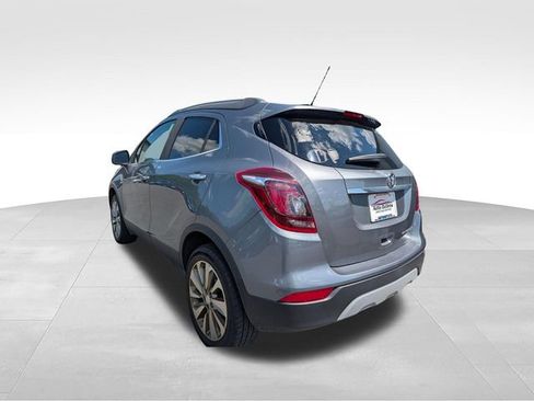 Used 2020 Buick Encore Preferred AWD/4WD image 5