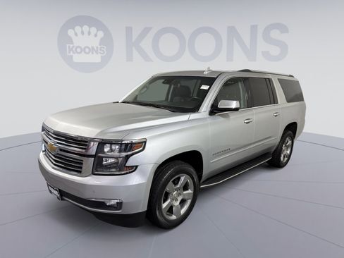 Used 2018 Chevrolet Suburban Premier image 1