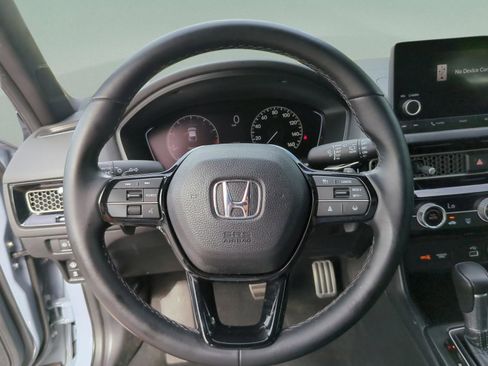 Used 2023 Honda Civic Sport image 11