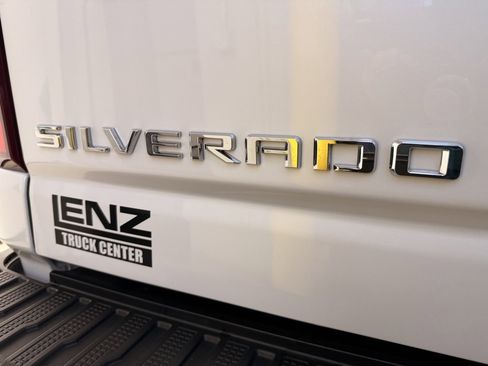 Used 2023 Chevrolet Silverado 3500 High Country image 12