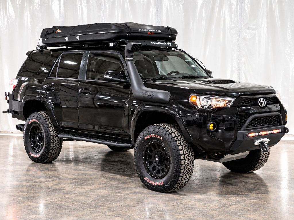Used 2018 Toyota 4Runner TRD Off-Road Premium AWD/4WD image 8