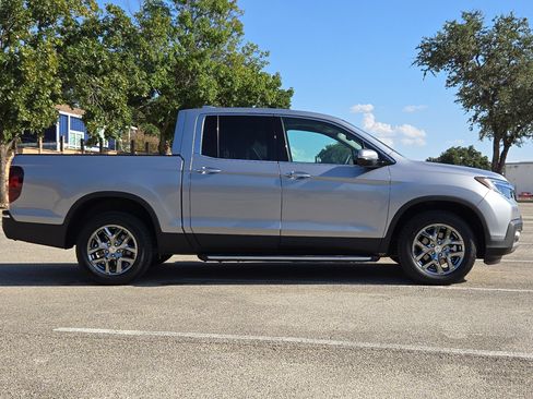 Used 2019 Honda Ridgeline RTL-E image 2