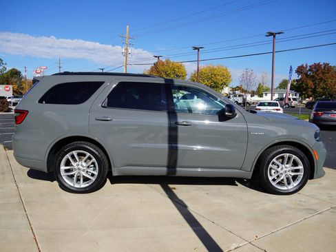 Used 2024 Dodge Durango R/T image 9