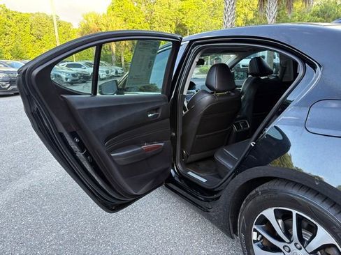 Used 2017 Acura TLX FWD image 23