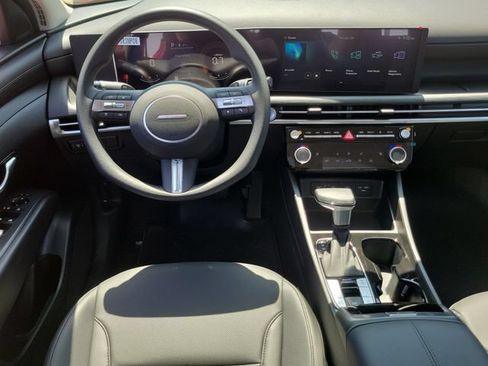 New 2026 Hyundai Tucson SEL Plus FWD image 3