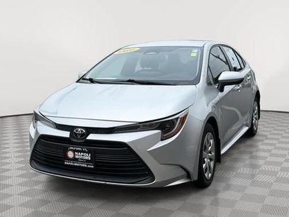 Used 2025 Toyota Corolla LE