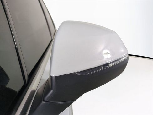 Used 2023 Audi Q7 3.0T Prestige image 12