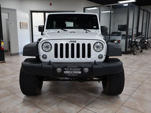 Used 2017 Jeep Wrangler Unlimited Sport w/ Quick Order Package 24S AWD/4WD image 8