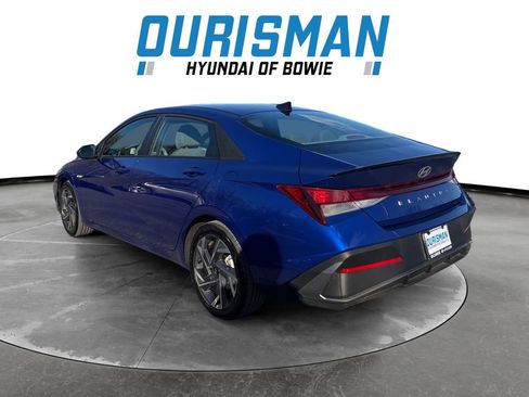 Certified 2025 Hyundai Elantra Sport image 4