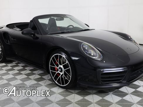 Used 2018 Porsche 911 Turbo image 3