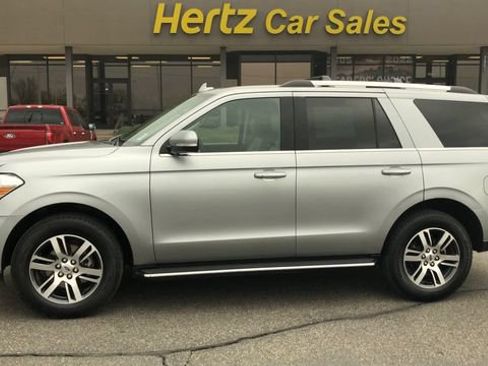 Used 2023 Ford Expedition Limited AWD/4WD image 5