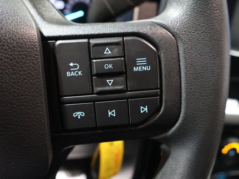 Used 2022 Ford F150 XLT image 32