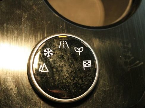 Used 2021 Nissan Rogue SV image 27