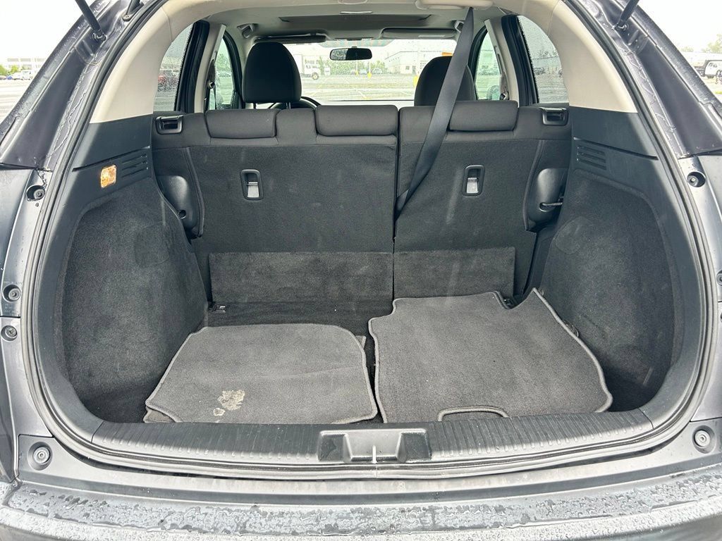 Used 2018 Honda HR-V EX image 25