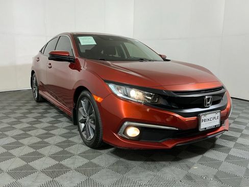 Used 2019 Honda Civic EX image 4